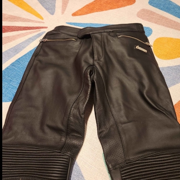 Women's Black leather motorcycle Flared Pants - Picture 4 of 4